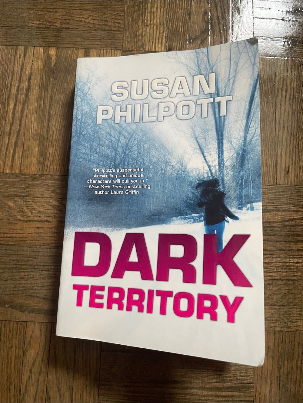 Book- novel. Dark Territory by Susan Philpott - White & Maroon Paperback